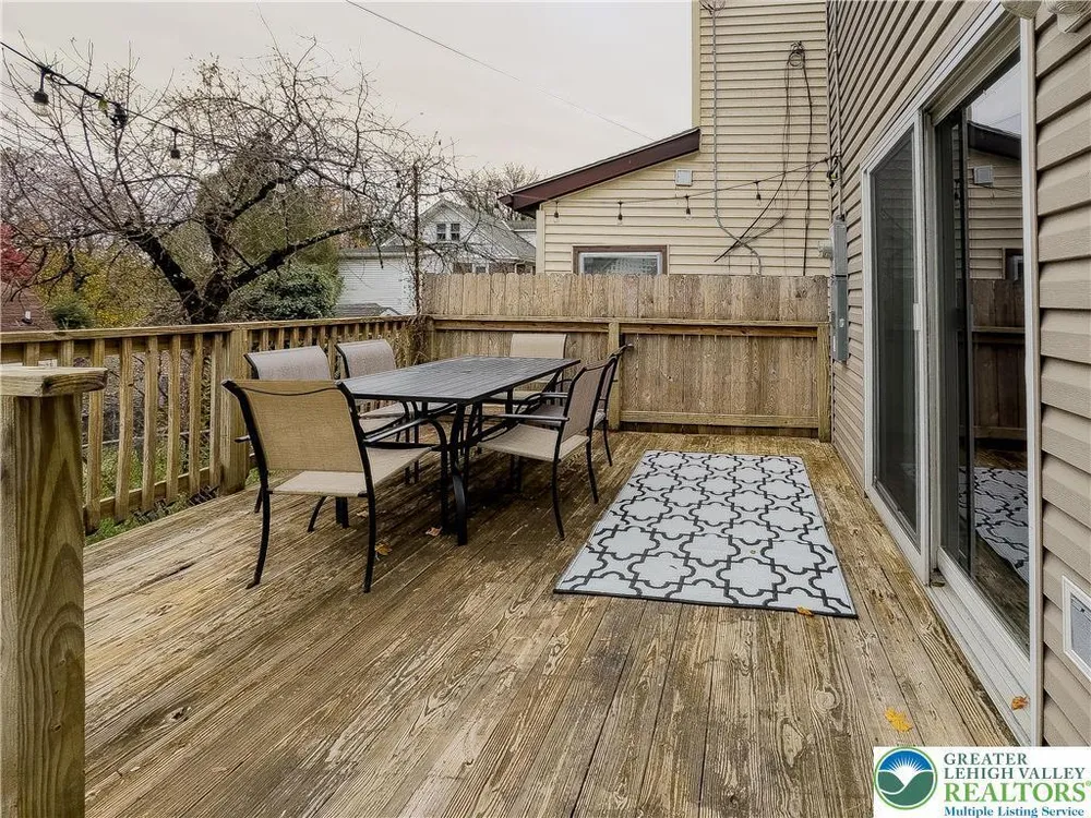 315 Brodhead St, Easton, PA 18042
