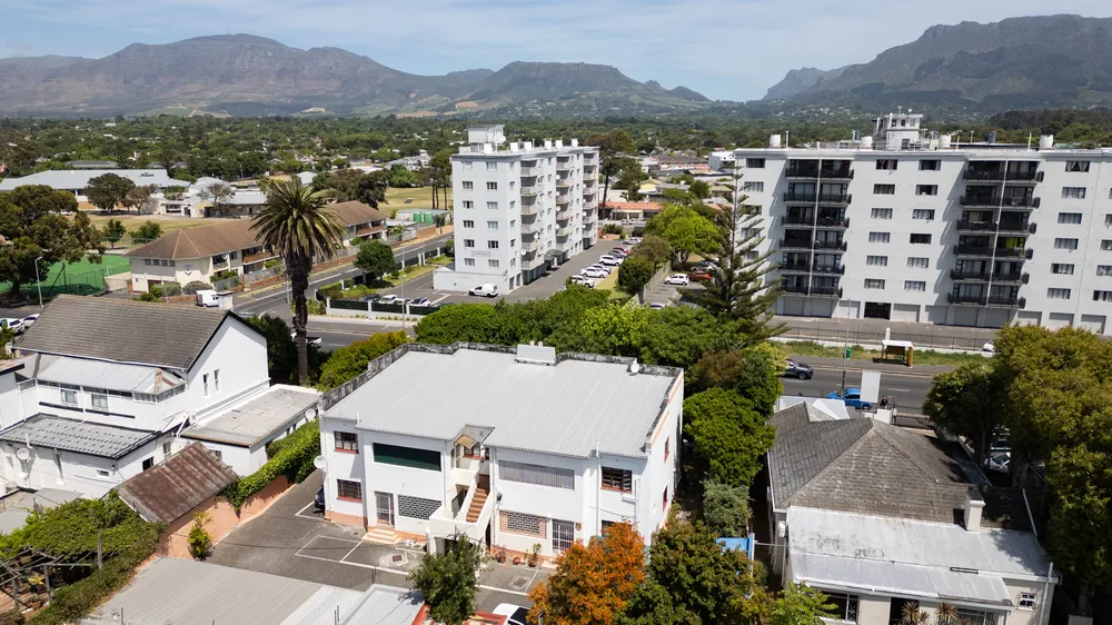 South Africa, Western Cape, Plumstead, Main Road, 81