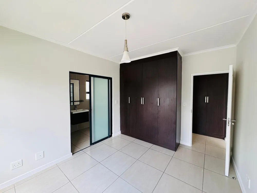 South Africa, Gauteng, Greenstone Hill, Hord Drive, 74