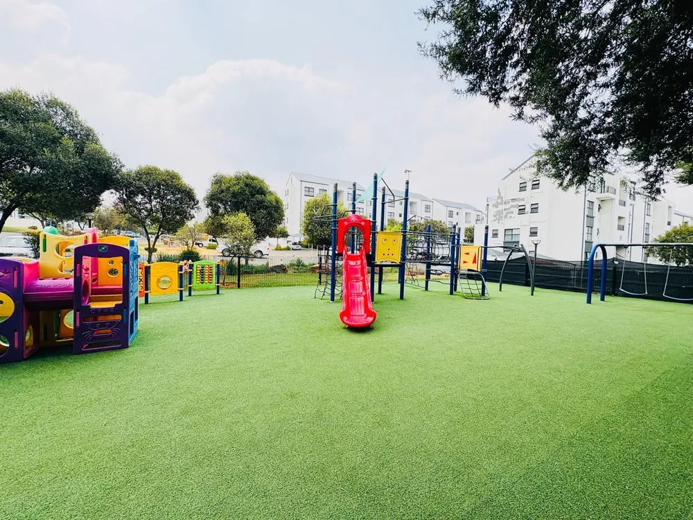 South Africa, Gauteng, Greenstone Hill, Hord Drive, 74