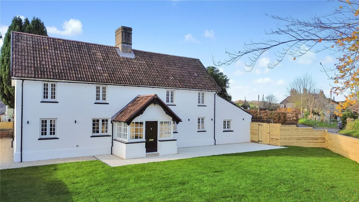 Dorchester Hill, Winterborne Whitechurch, Blandford Forum, Dorset, DT11
