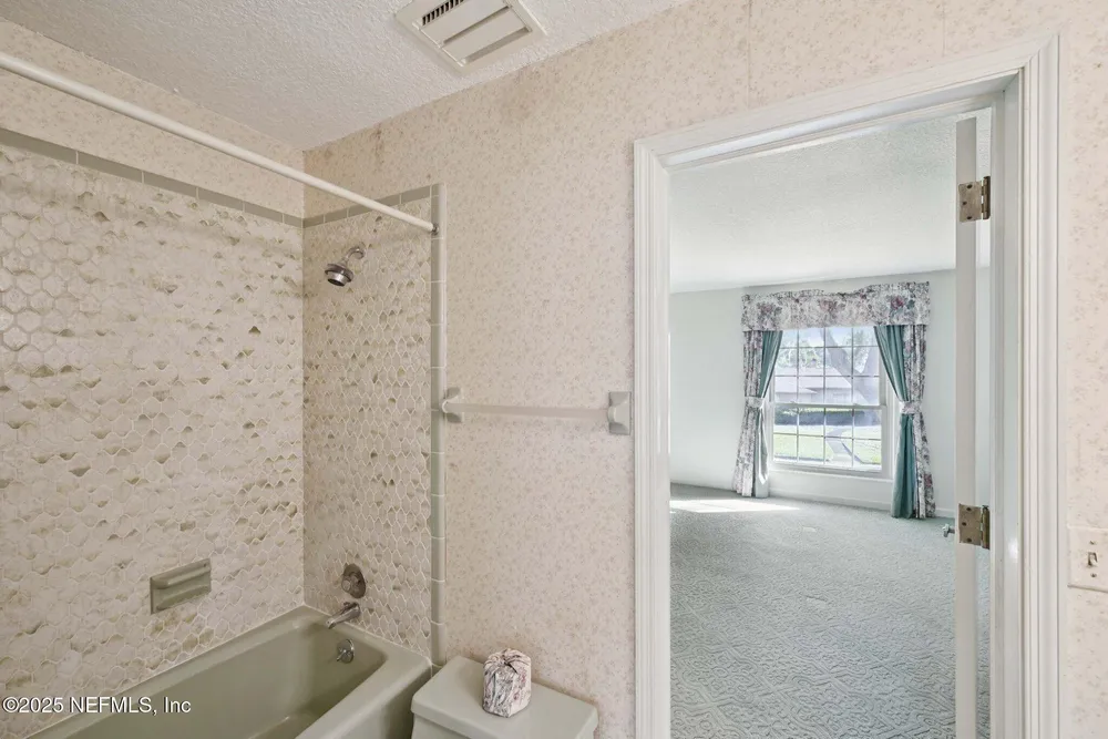 3707 Cathedral Oaks Pl S, Jacksonville, FL 32217