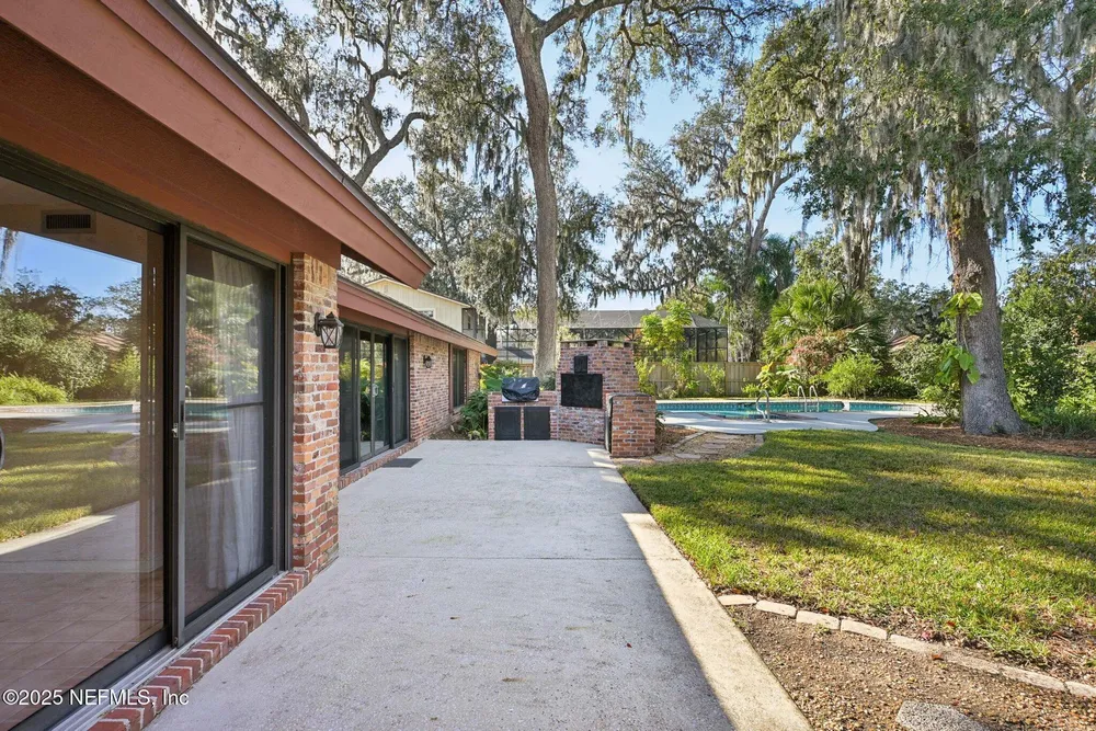 3707 Cathedral Oaks Pl S, Jacksonville, FL 32217