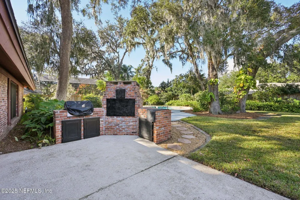 3707 Cathedral Oaks Pl S, Jacksonville, FL 32217