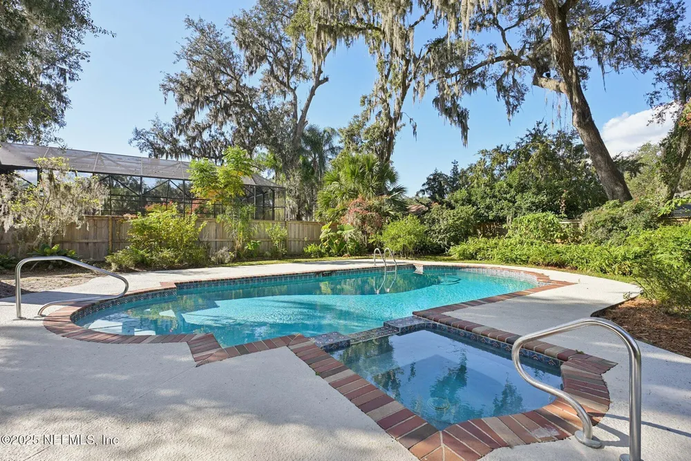3707 Cathedral Oaks Pl S, Jacksonville, FL 32217