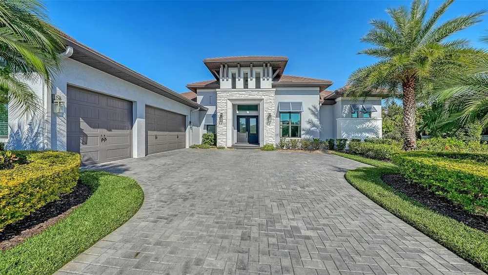9224 Starry Night Ave, Sarasota, FL 34241-3709