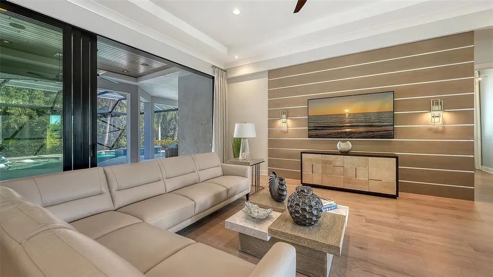 9224 Starry Night Ave, Sarasota, FL 34241-3709
