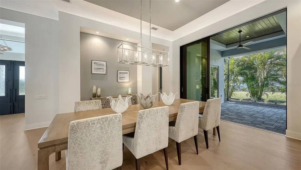 9224 Starry Night Ave, Sarasota, FL 34241-3709