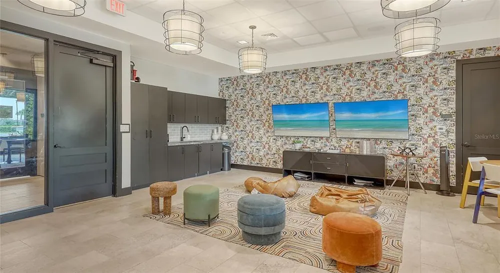 9224 Starry Night Ave, Sarasota, FL 34241-3709