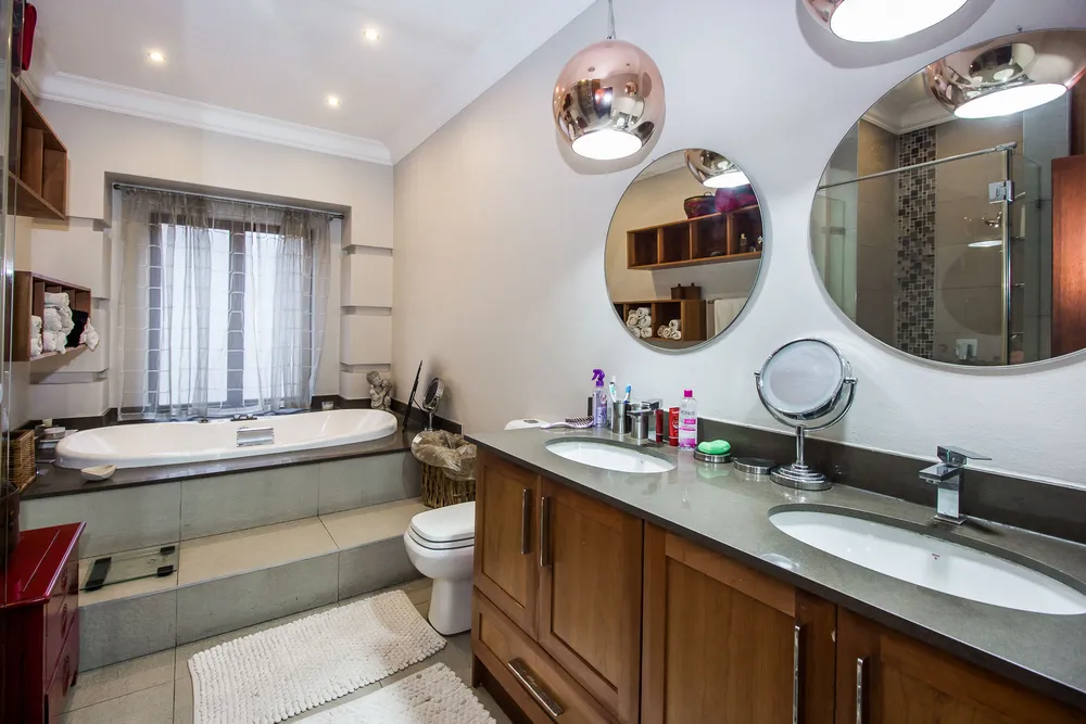 South Africa, Gauteng, Woodhill Golf Estate