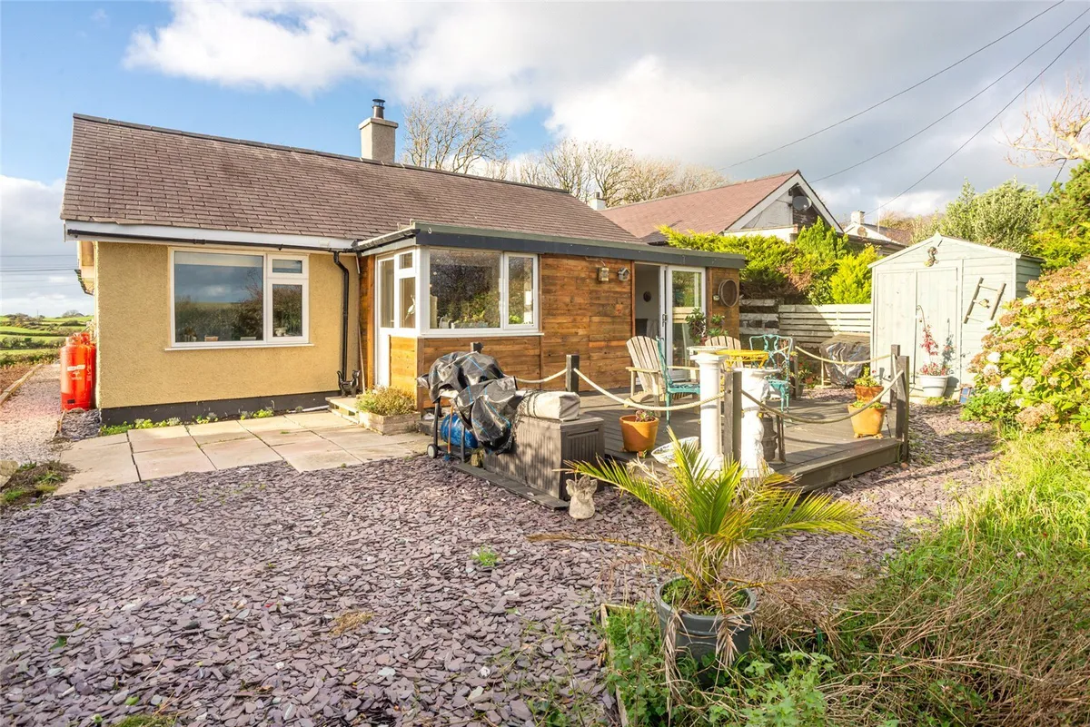 Pentrefelin, Amlwch, Isle of Anglesey, LL68