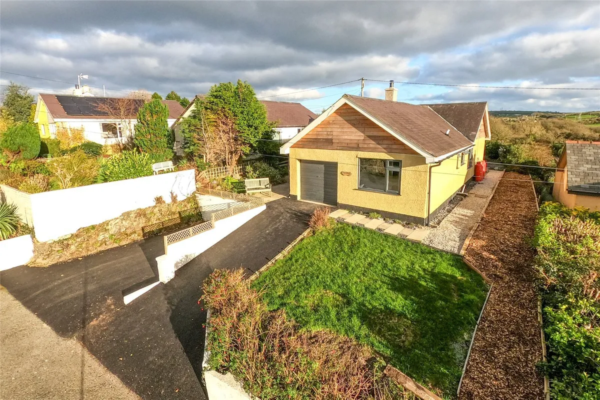 Pentrefelin, Amlwch, Isle of Anglesey, LL68