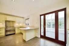 Boleyn Court, Broxbourne