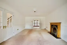 Boleyn Court, Broxbourne