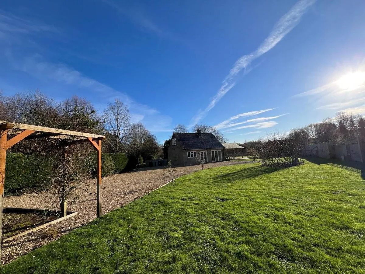 Meadow Cottage, Little Ponton, Grantham