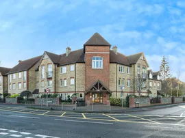 Hanbury Court, Thetford photo