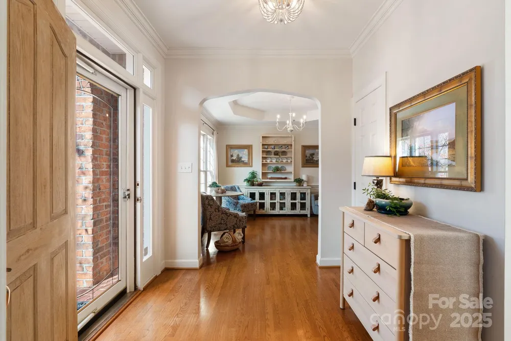 4855 Century Oaks Ln, Winston-Salem, NC 27106
