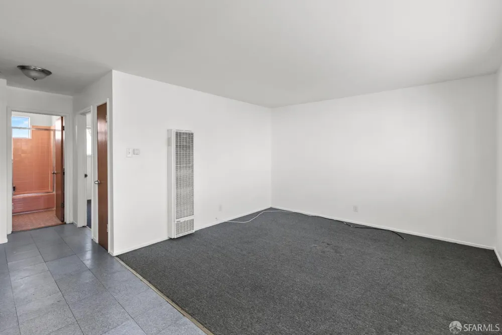 1 Lowell St, San Francisco, CA 94112