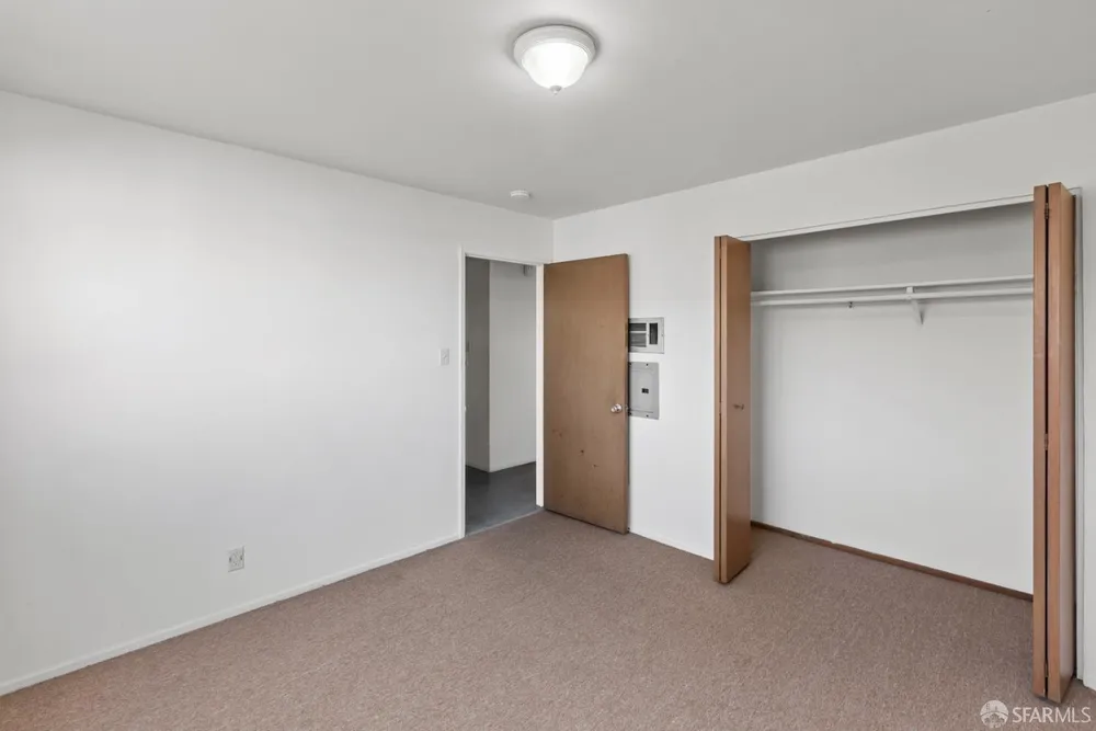 1 Lowell St, San Francisco, CA 94112