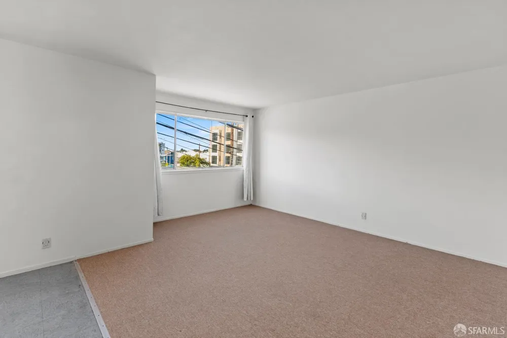 1 Lowell St, San Francisco, CA 94112