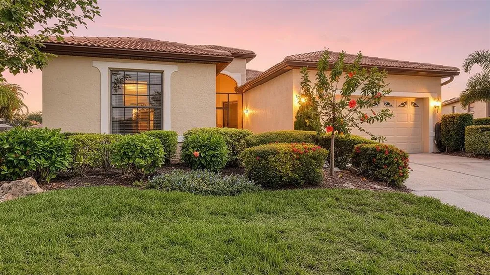 4160 Mackay Falls Terrace, Sarasota, FL 34243