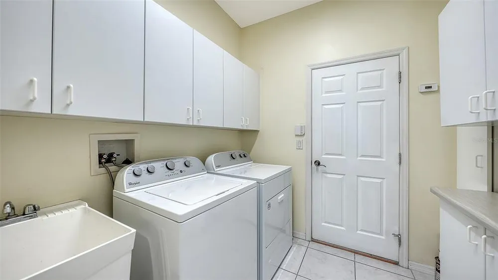 4160 Mackay Falls Terrace, Sarasota, FL 34243