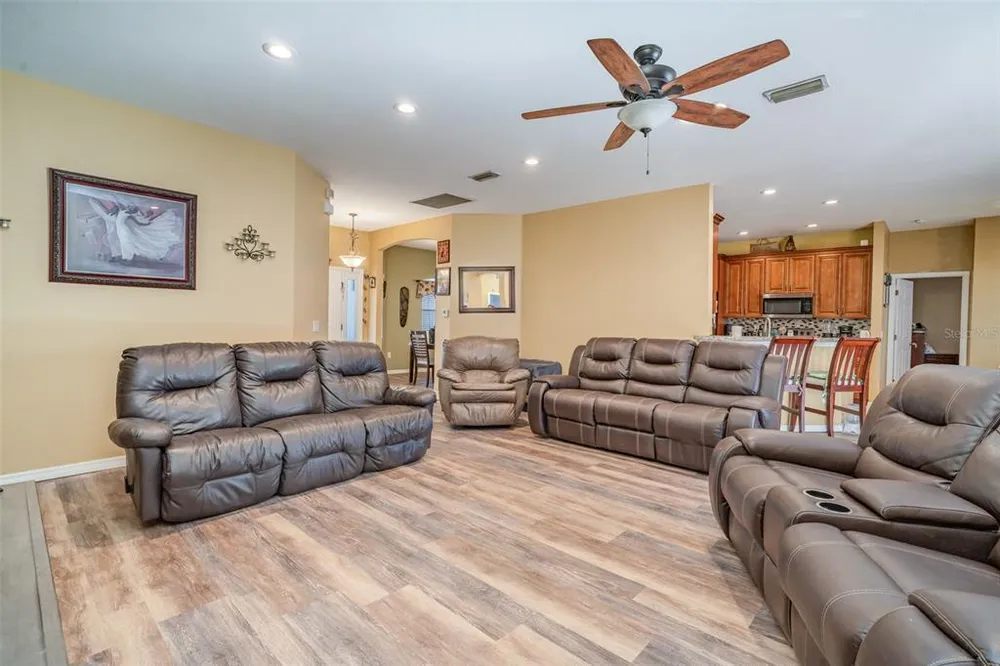 249 Ferdon Circle, Port Charlotte, FL 33954