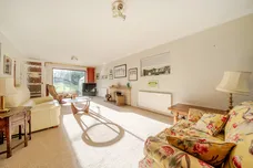 Rook Wood Way, Great Missenden, HP16 photo 3