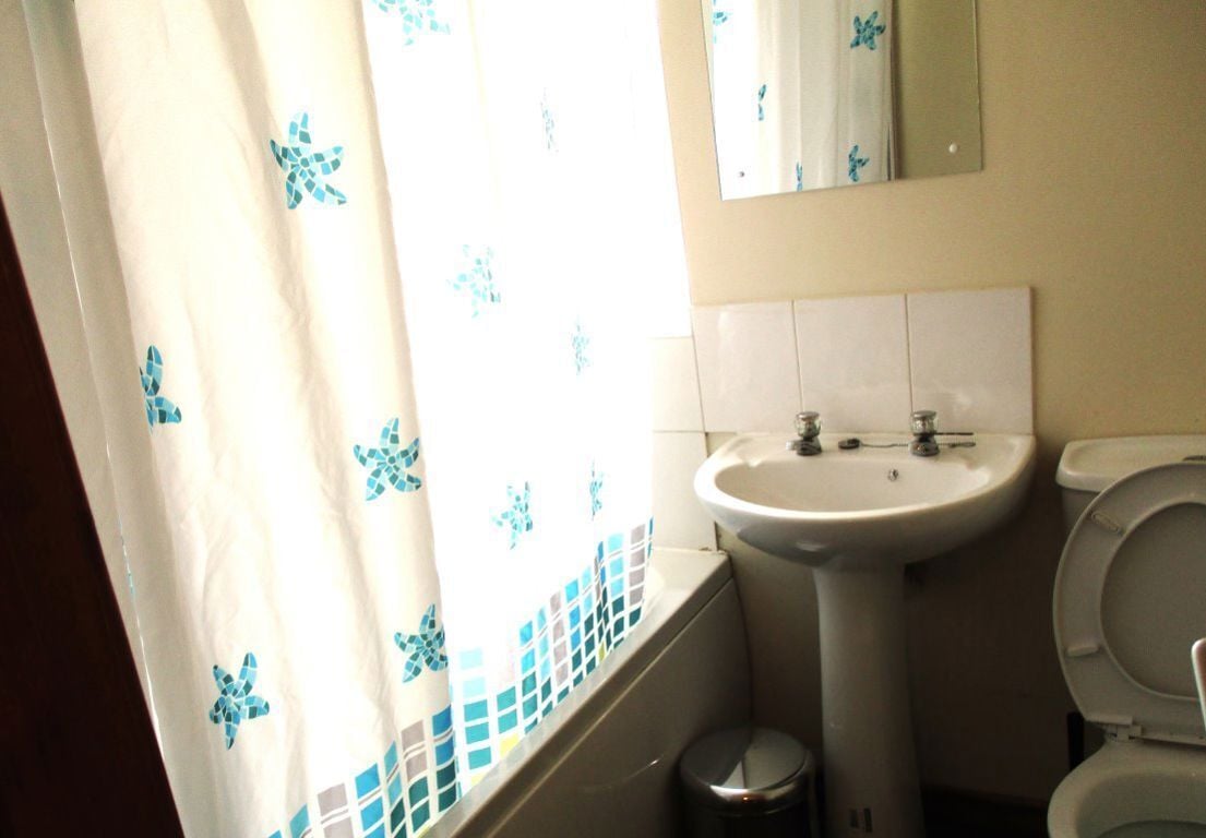 Room, 23 Luton Road, B29 7BN Image 4