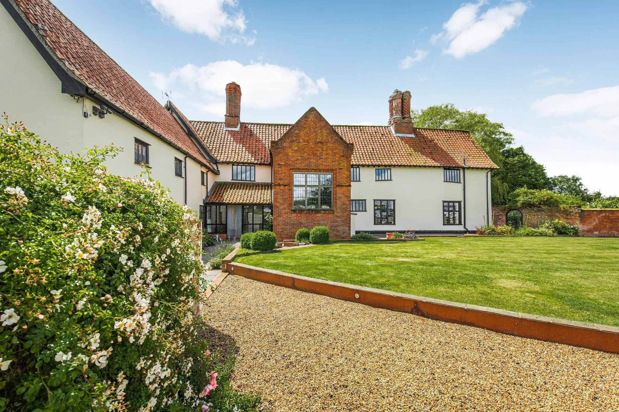 Truly Stunning Grade Ii Listed Country House In Tibenham