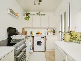 Pebble Drive, DIDCOT thumb 3