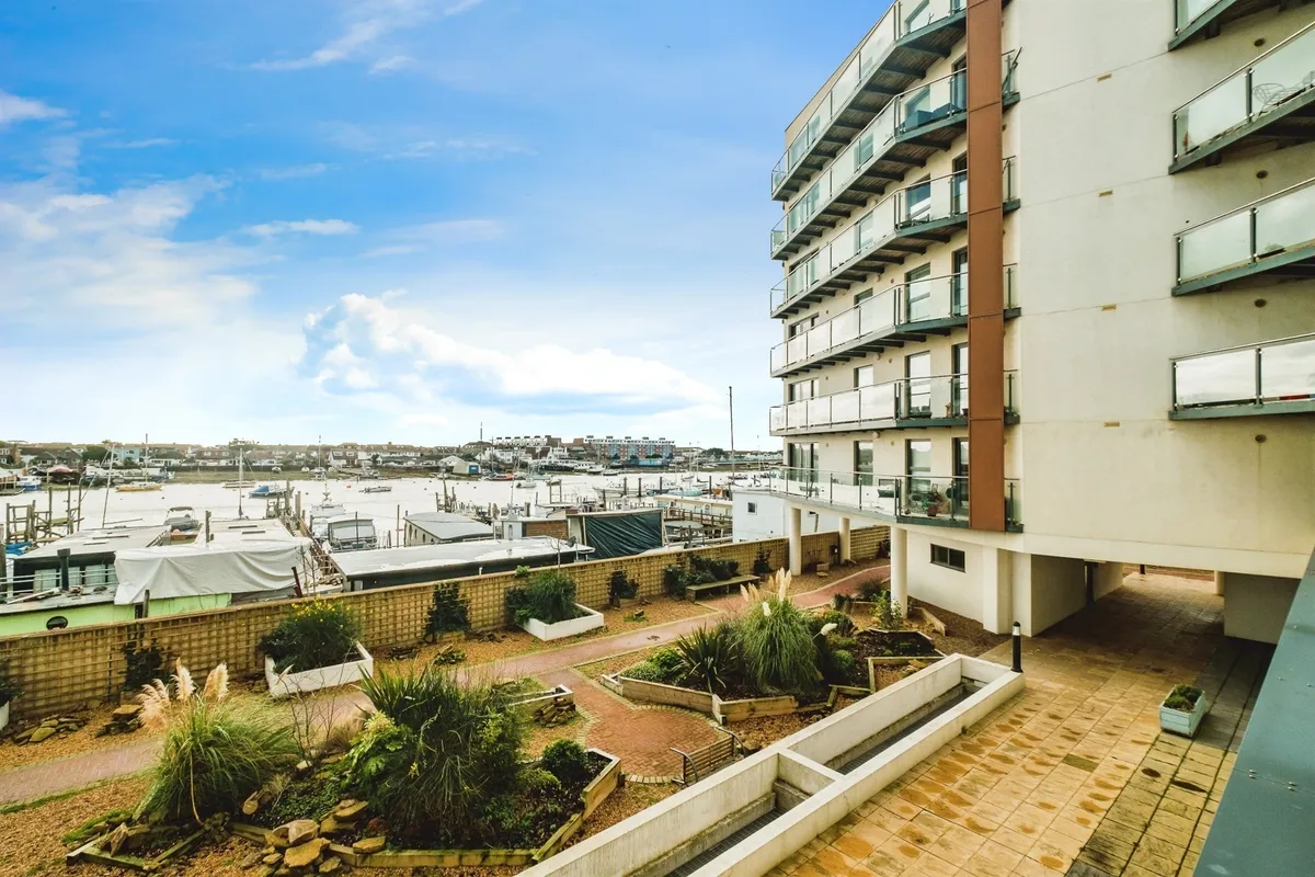 Brighton Road, Shoreham-By-Sea
