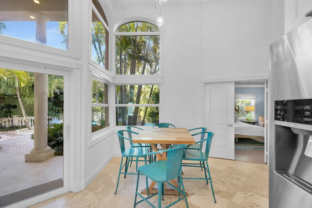125 13th St, Key Colony Beach, FL 33051