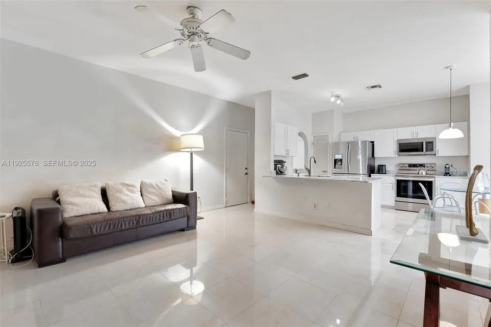 16103 Opal Creek Dr, Weston, FL 33331