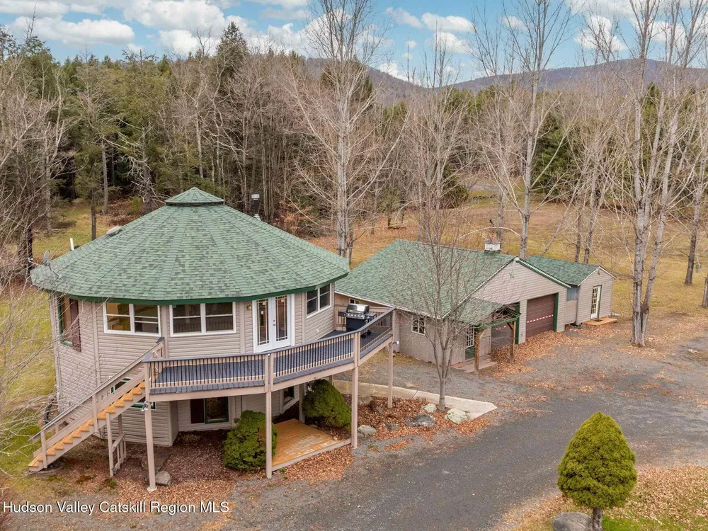 215 Siam Rd, Windham, NY 12496