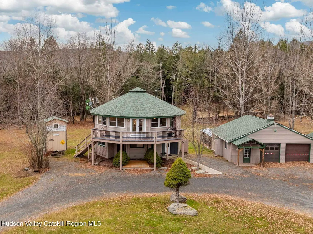 215 Siam Rd, Windham, NY 12496