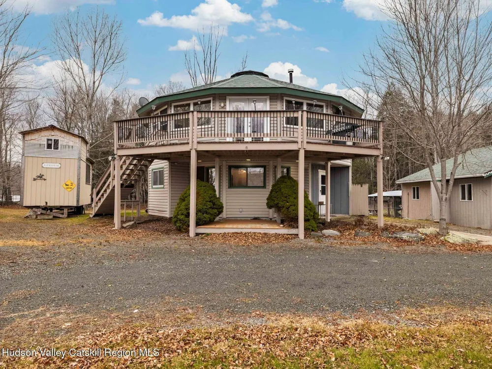 215 Siam Rd, Windham, NY 12496