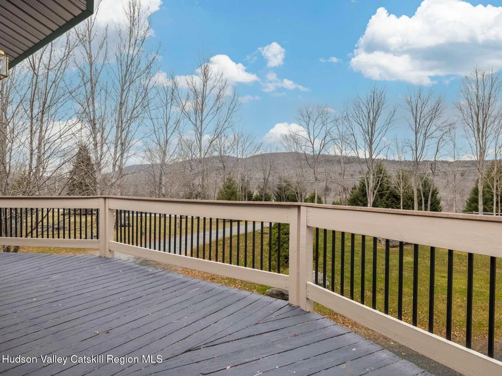 215 Siam Rd, Windham, NY 12496