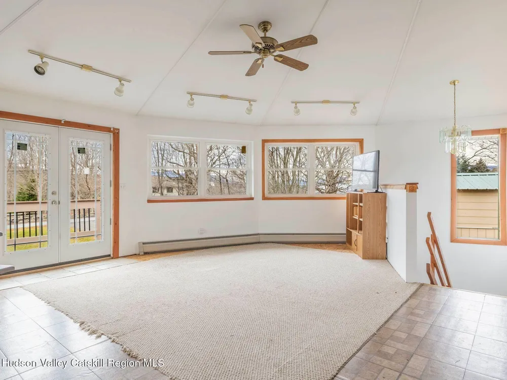 215 Siam Rd, Windham, NY 12496