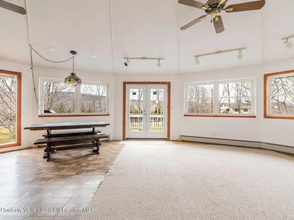215 Siam Rd, Windham, NY 12496