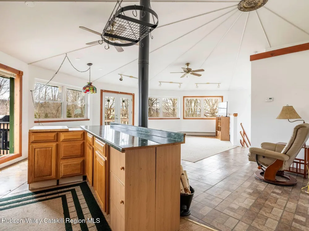 215 Siam Rd, Windham, NY 12496