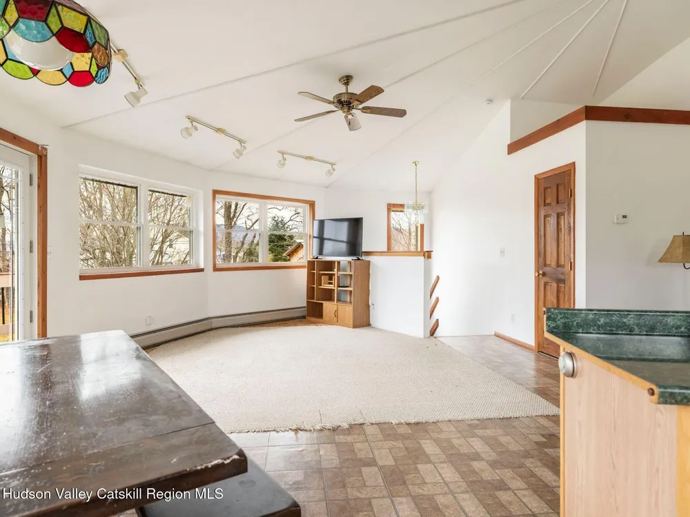 215 Siam Rd, Windham, NY 12496
