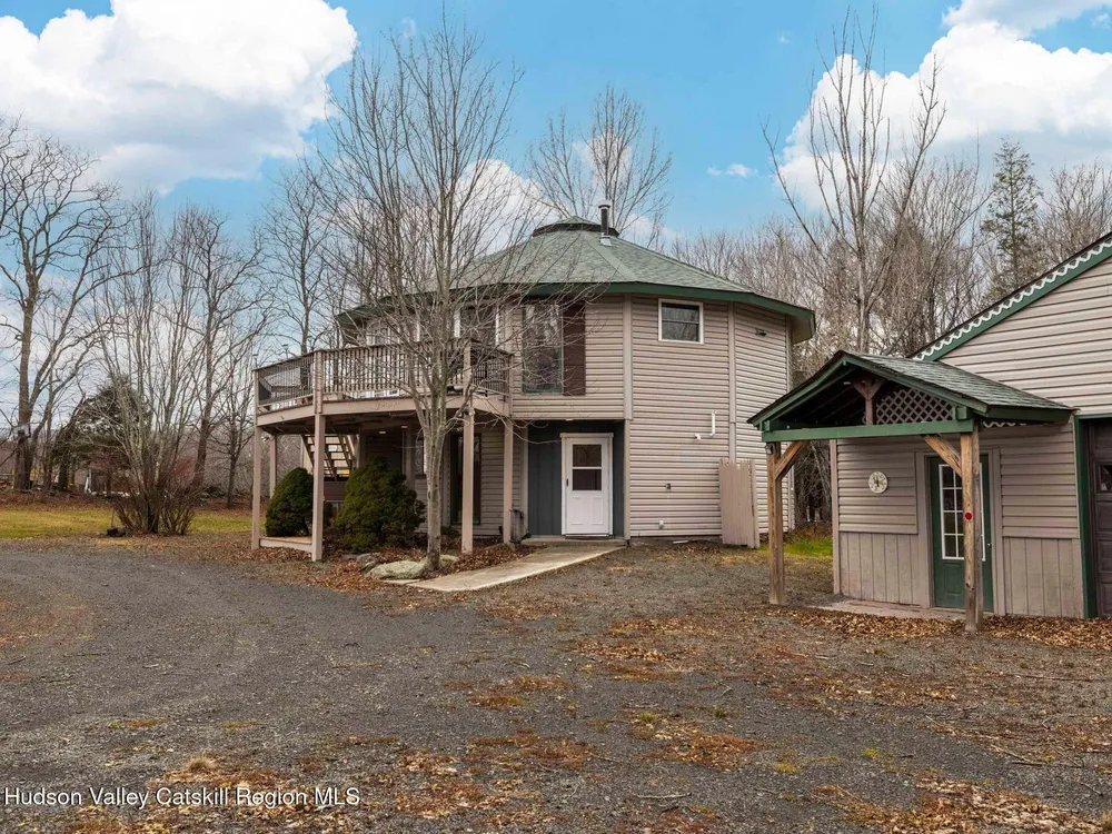 215 Siam Rd, Windham, NY 12496