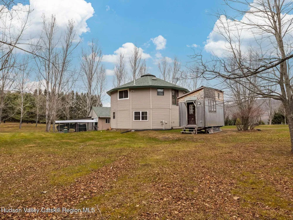215 Siam Rd, Windham, NY 12496