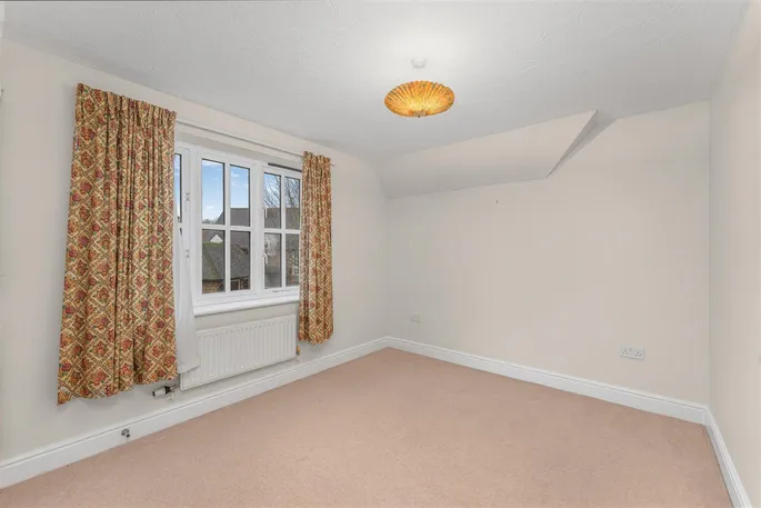 Property carousel image 14