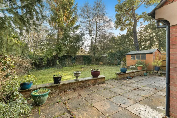 Property carousel image 18