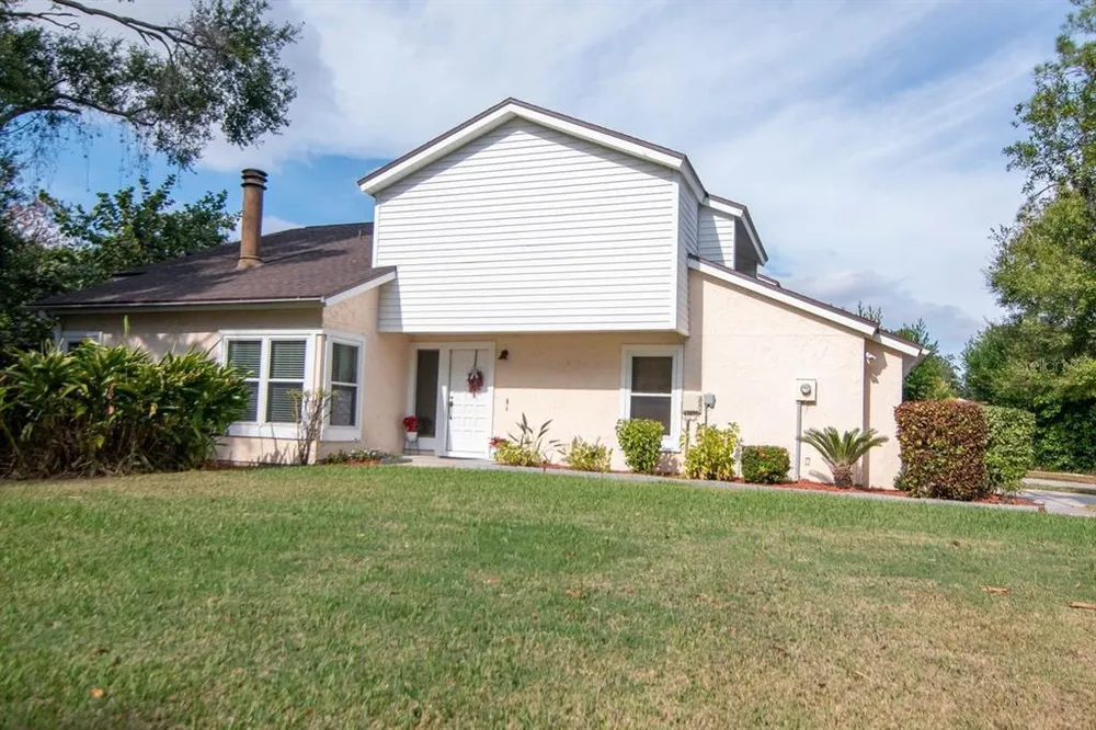 13902 Bardmoor Pl, Tampa, FL 33618