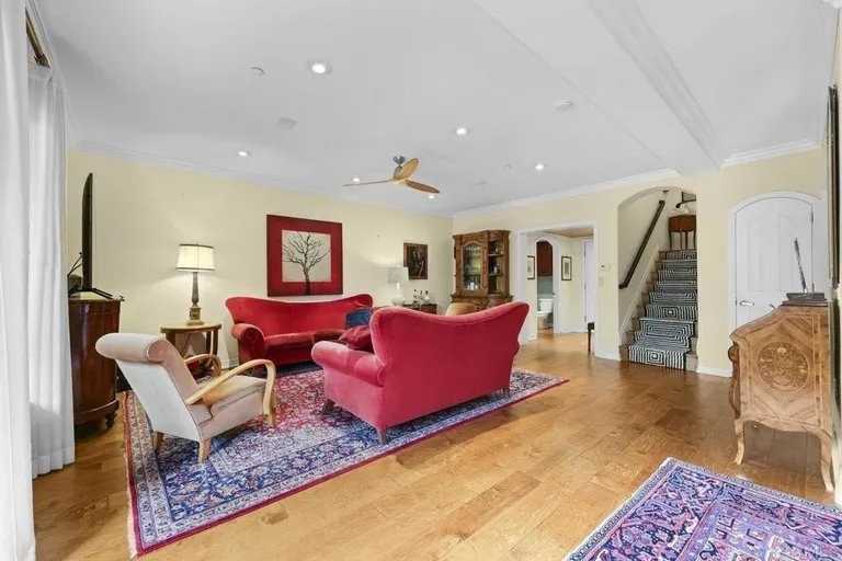 301 W G St, San Diego, CA 92101