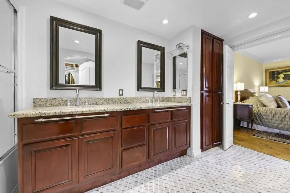 301 W G St, San Diego, CA 92101