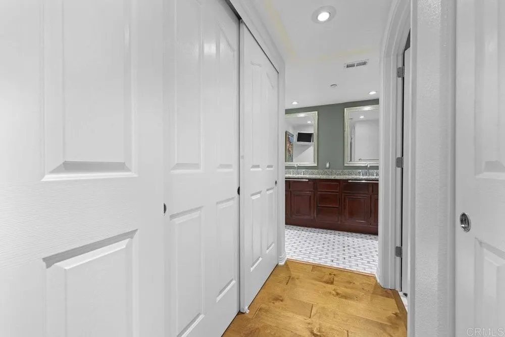 301 W G St, San Diego, CA 92101